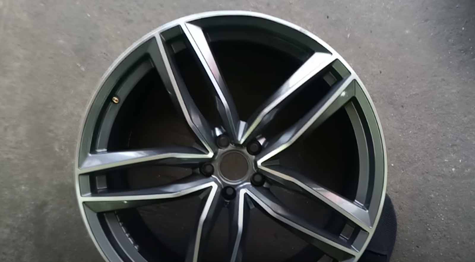 Полировка литых дисков в Москве